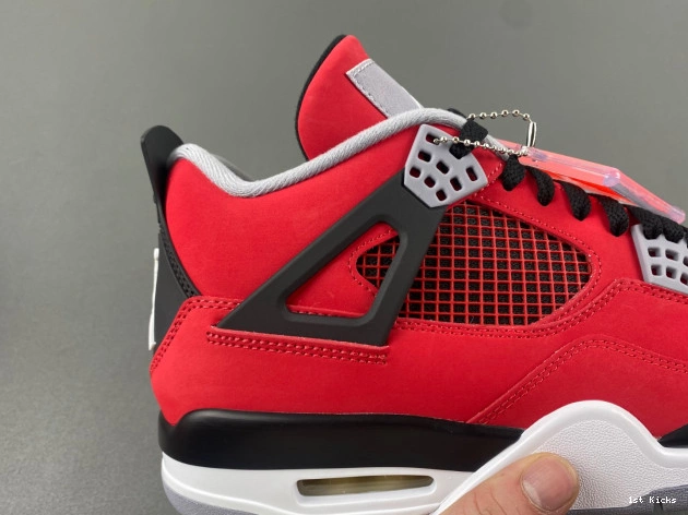 Retro Bravo Jordan Toro 4 308497-603 0622